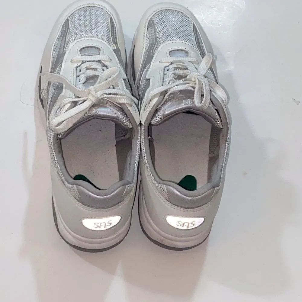 SAS Stylish White and Gray Sneakers Size 10.5 Unisex